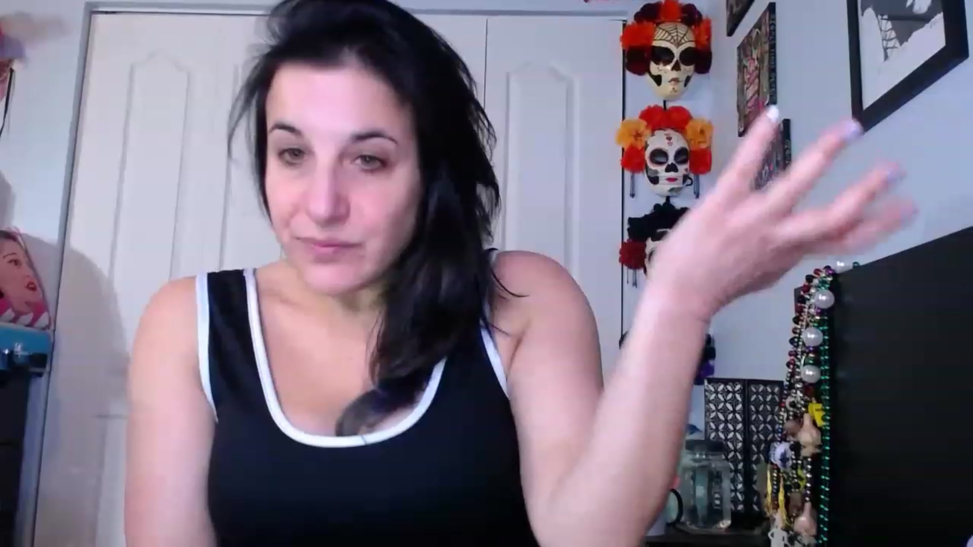Gallery image thumbnail from abustybabe's myfreecams stream on, 12/19/2022, 23:24 image 5 of 20