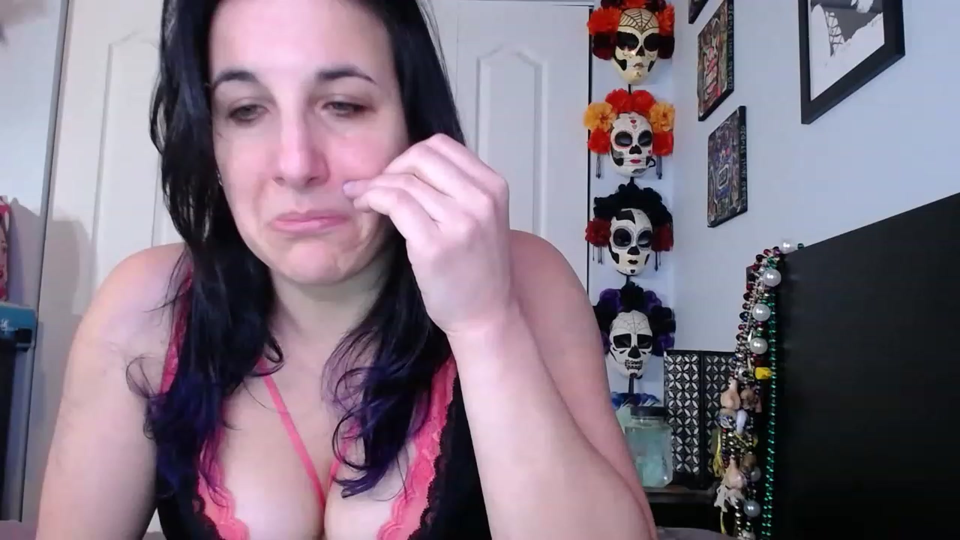 Gallery image thumbnail from abustybabe's myfreecams stream on, 12/23/2022, 23:14 image 1 of 20