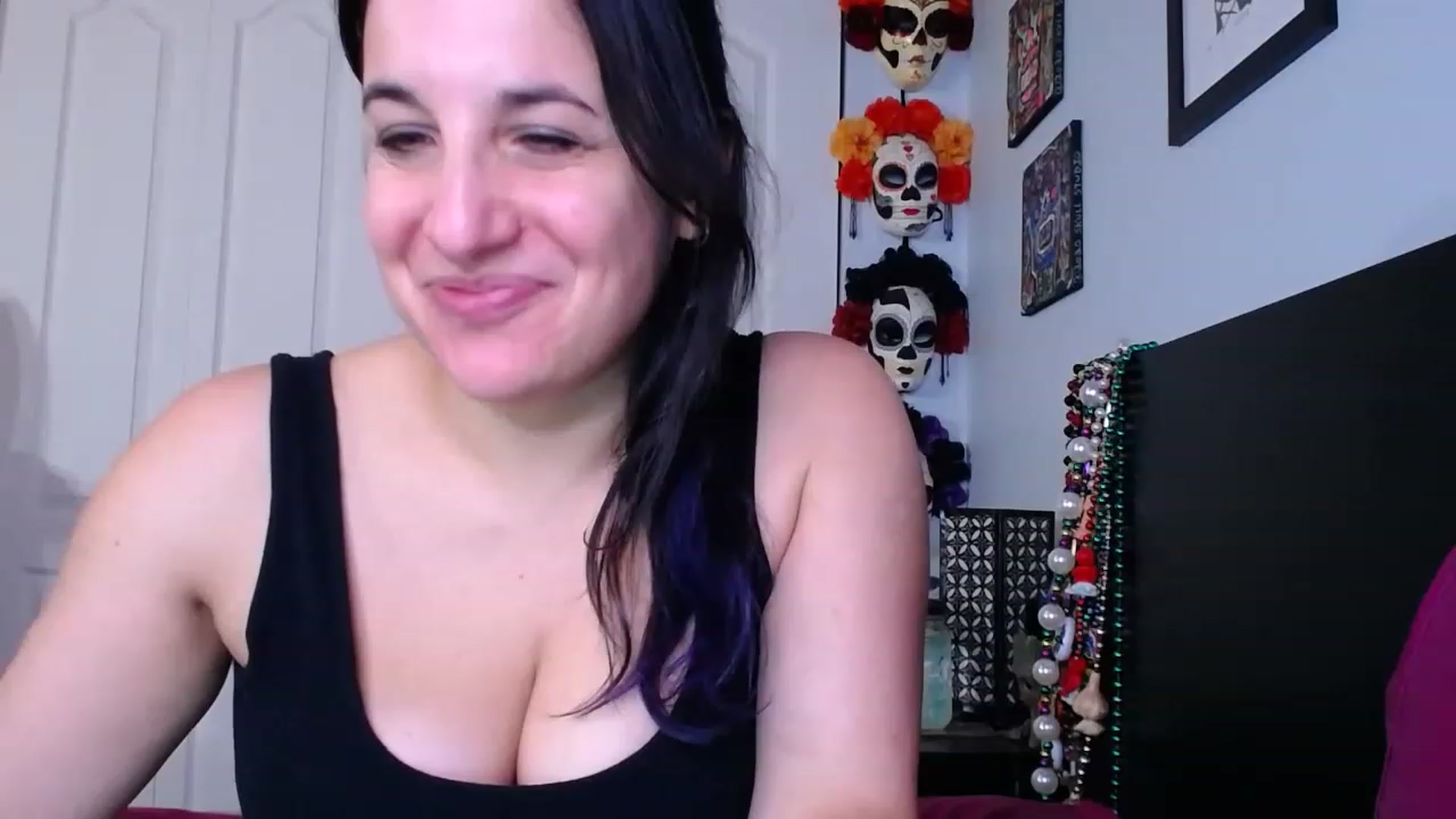 Gallery image thumbnail from abustybabe's myfreecams stream on, 01/03/2023, 22:45 image 4 of 20