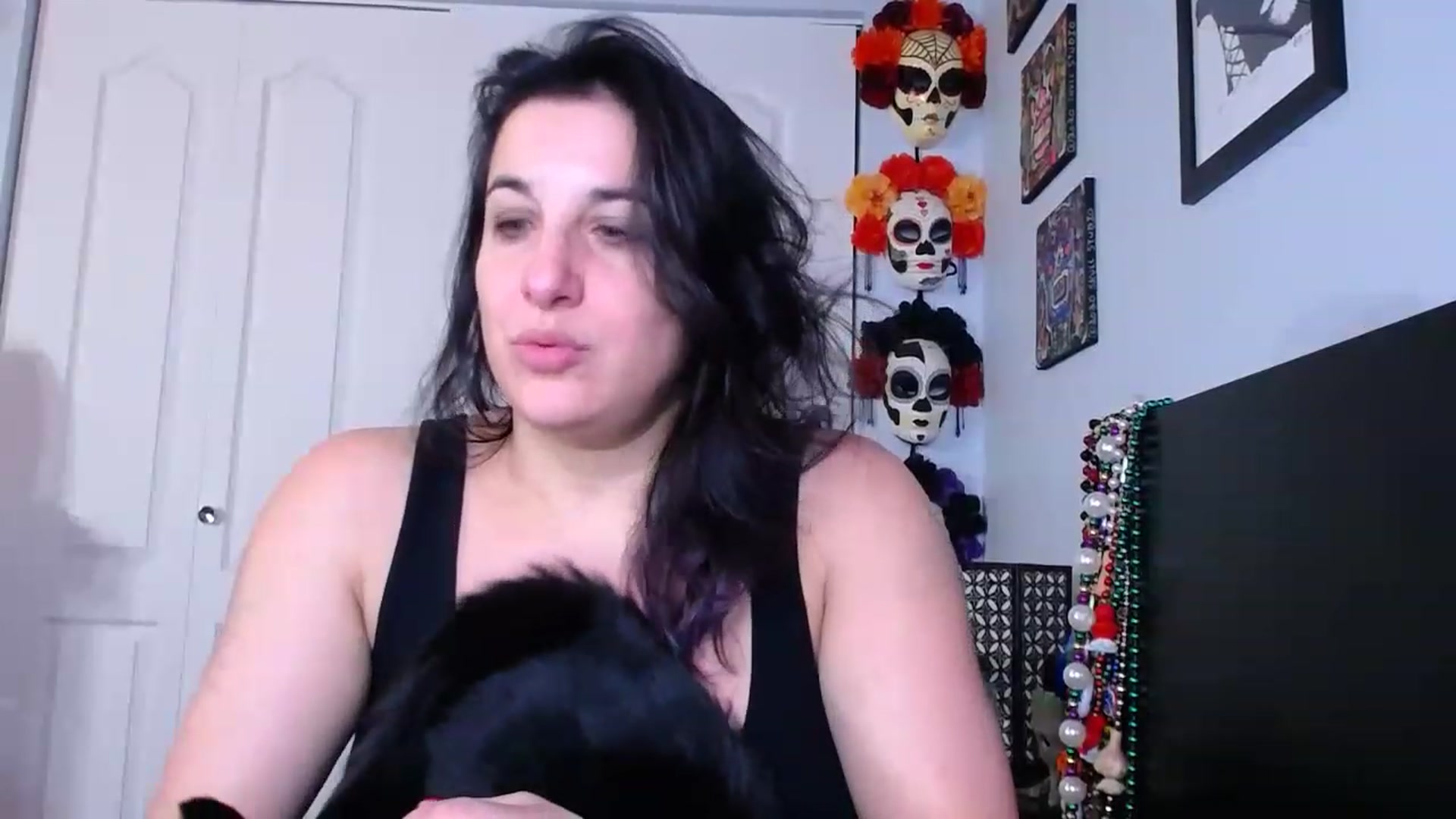 Gallery image thumbnail from abustybabe's myfreecams stream on, 01/03/2023, 22:45 image 19 of 20