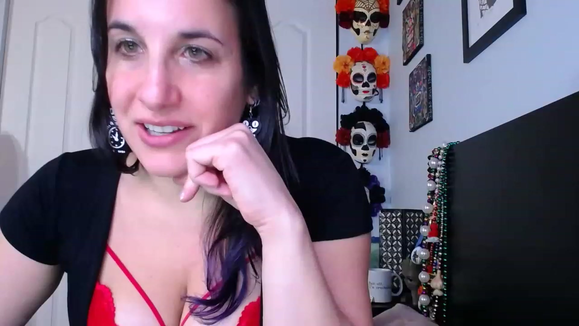 Gallery image thumbnail from abustybabe's myfreecams stream on, 01/18/2023, 04:54 image 2 of 20