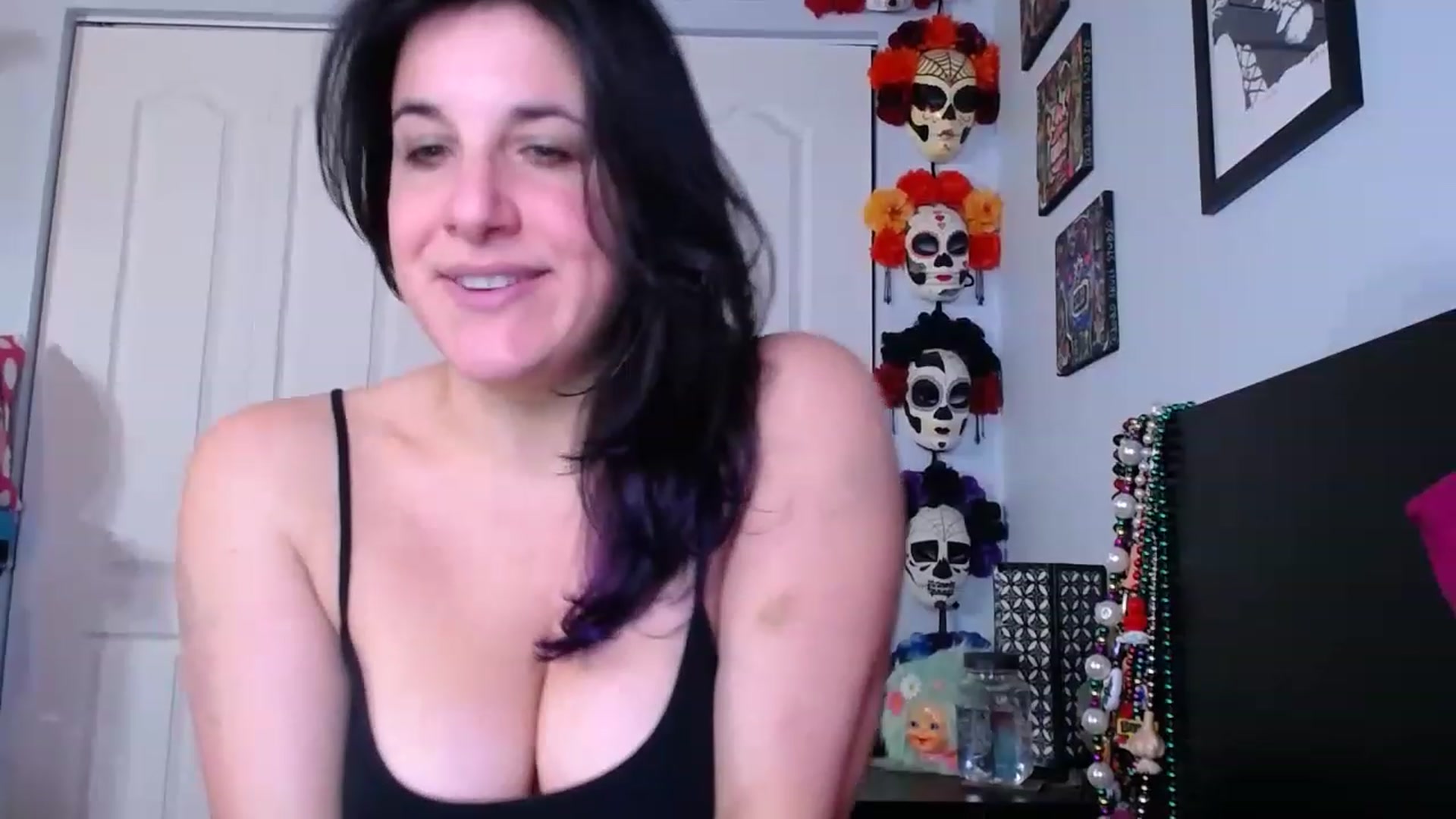 Gallery image thumbnail from abustybabe's myfreecams stream on, 01/26/2023, 22:32 image 13 of 20
