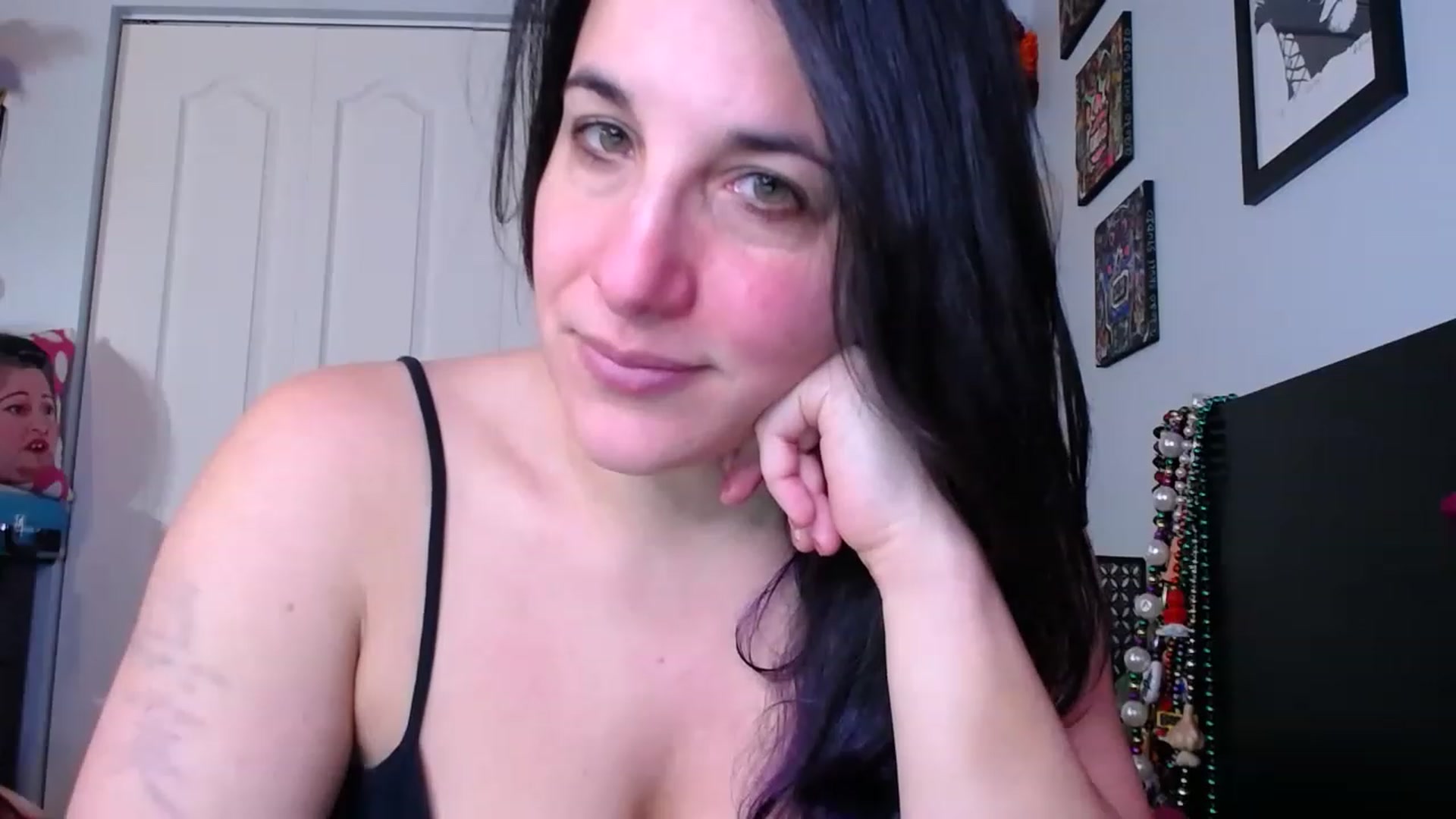 Gallery image thumbnail from abustybabe's myfreecams stream on, 01/26/2023, 22:32 image 9 of 20