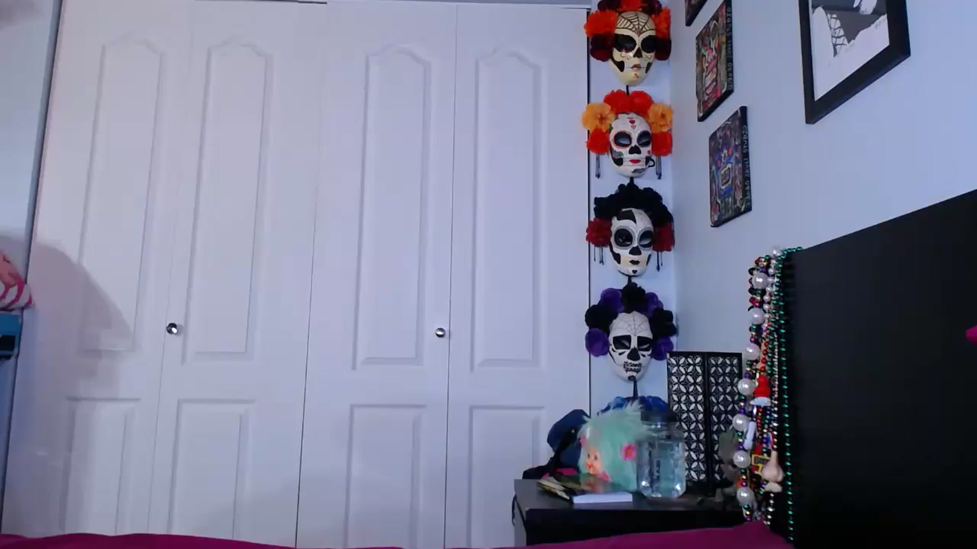 Gallery image thumbnail from abustybabe's myfreecams stream on, 01/30/2023, 21:15 image 2 of 20