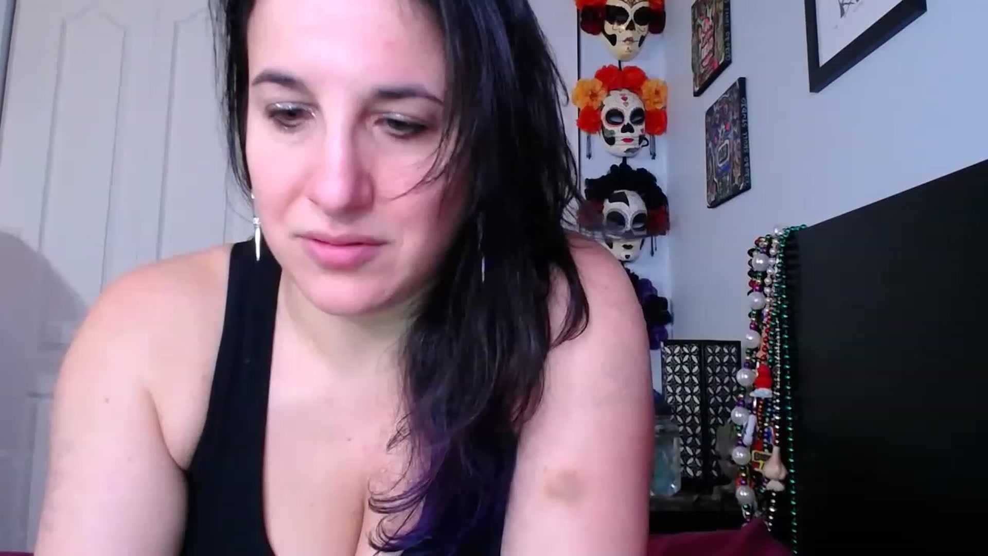 Gallery image thumbnail from abustybabe's myfreecams stream on, 01/30/2023, 21:15 image 15 of 20