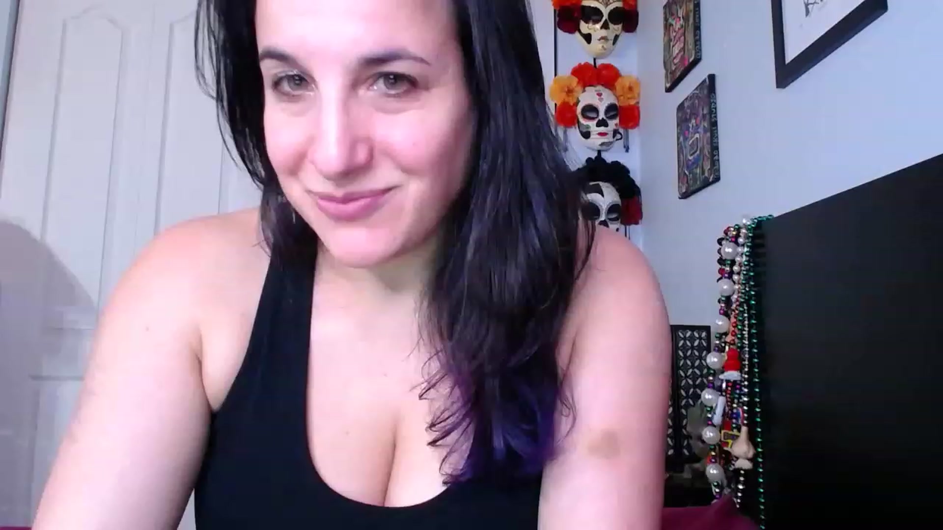 Gallery image thumbnail from abustybabe's myfreecams stream on, 01/30/2023, 21:15 image 10 of 20