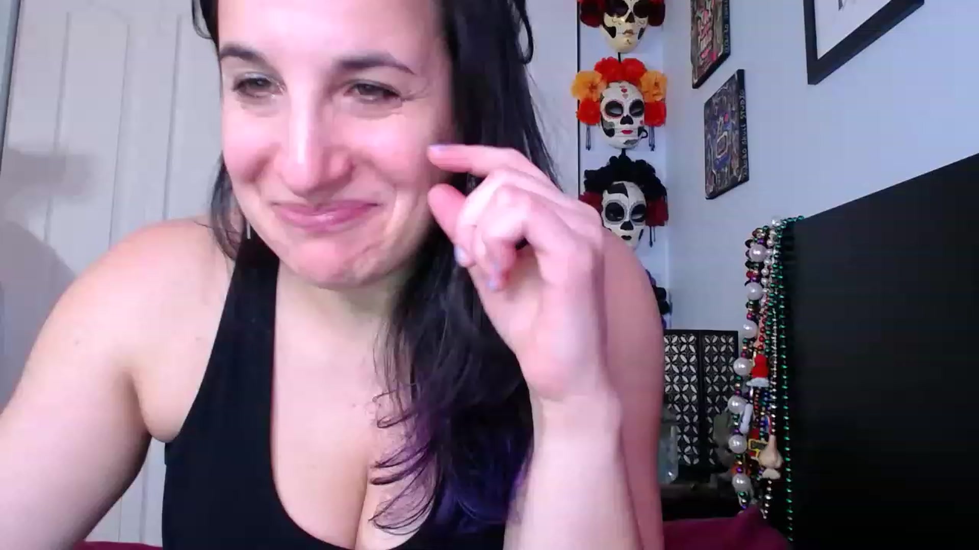 Gallery image thumbnail from abustybabe's myfreecams stream on, 01/30/2023, 21:15 image 9 of 20