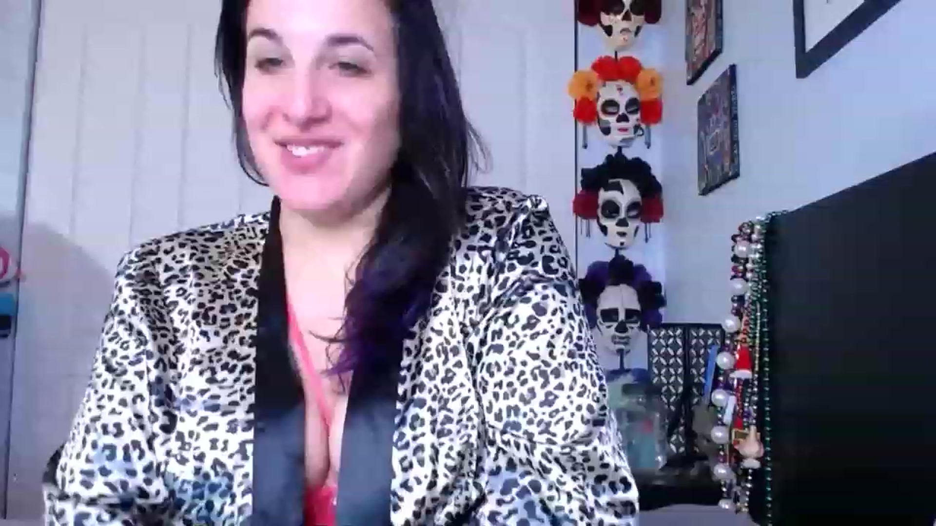 Gallery image thumbnail from abustybabe's myfreecams stream on, 02/01/2023, 22:37 image 2 of 20