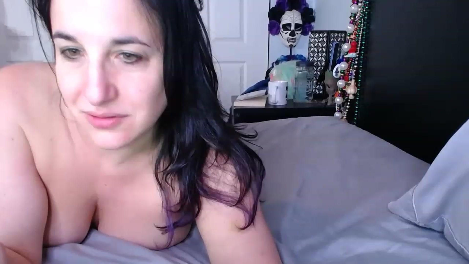 Gallery image thumbnail from abustybabe's myfreecams stream on, 02/03/2023, 23:10 image 9 of 20