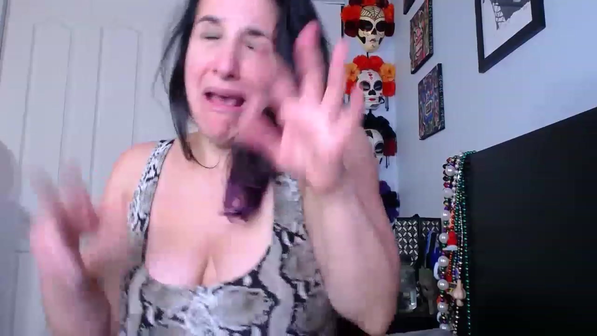 Gallery image thumbnail from abustybabe's myfreecams stream on, 02/07/2023, 23:05 image 9 of 20
