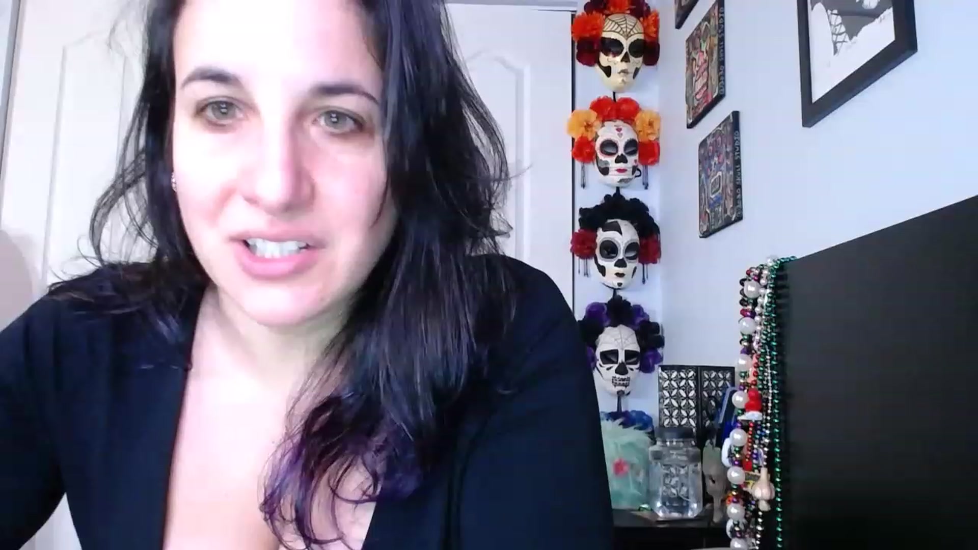 Gallery image thumbnail from abustybabe's myfreecams stream on, 02/09/2023, 23:04 image 18 of 20