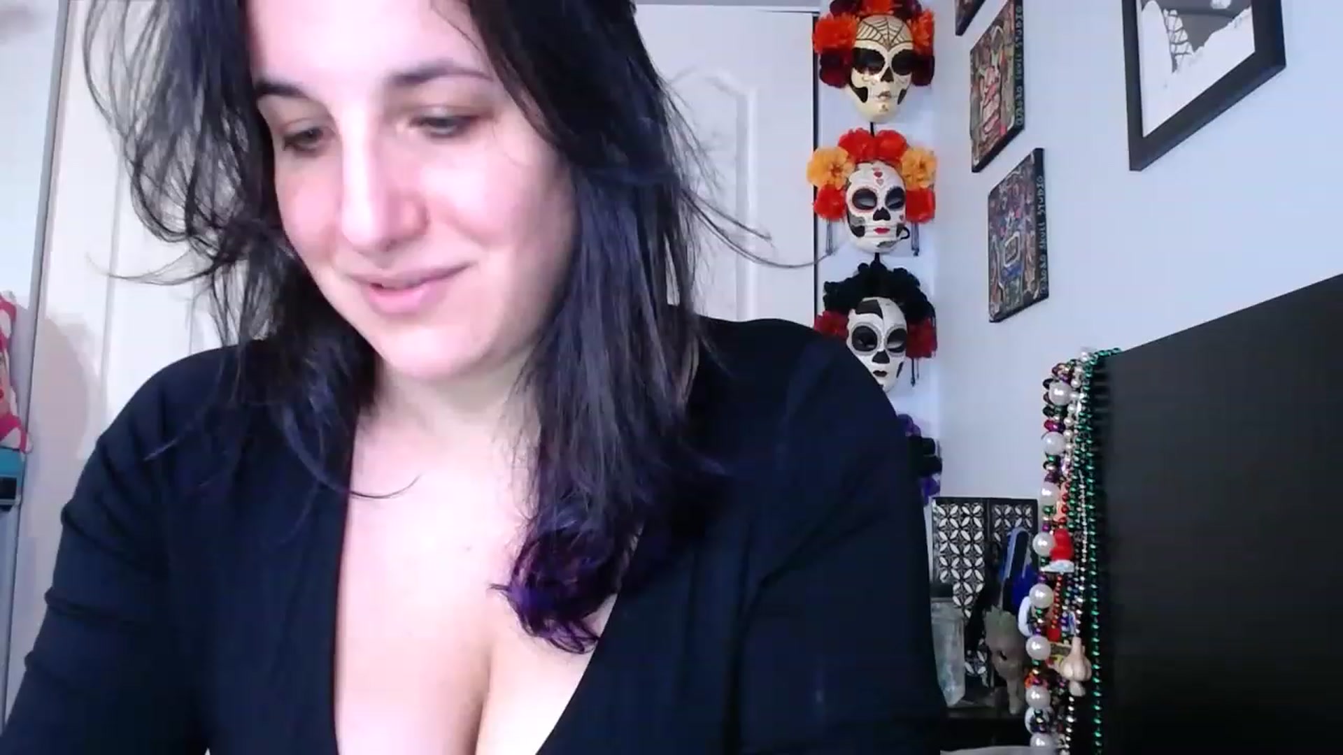 Gallery image thumbnail from abustybabe's myfreecams stream on, 02/09/2023, 23:04 image 4 of 20