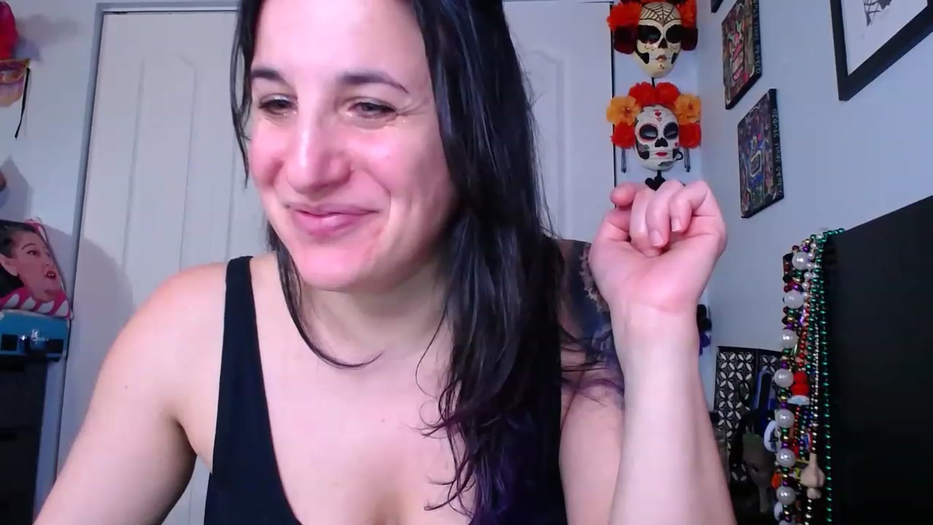 Gallery image thumbnail from abustybabe's myfreecams stream on, 02/13/2023, 22:47 image 6 of 20