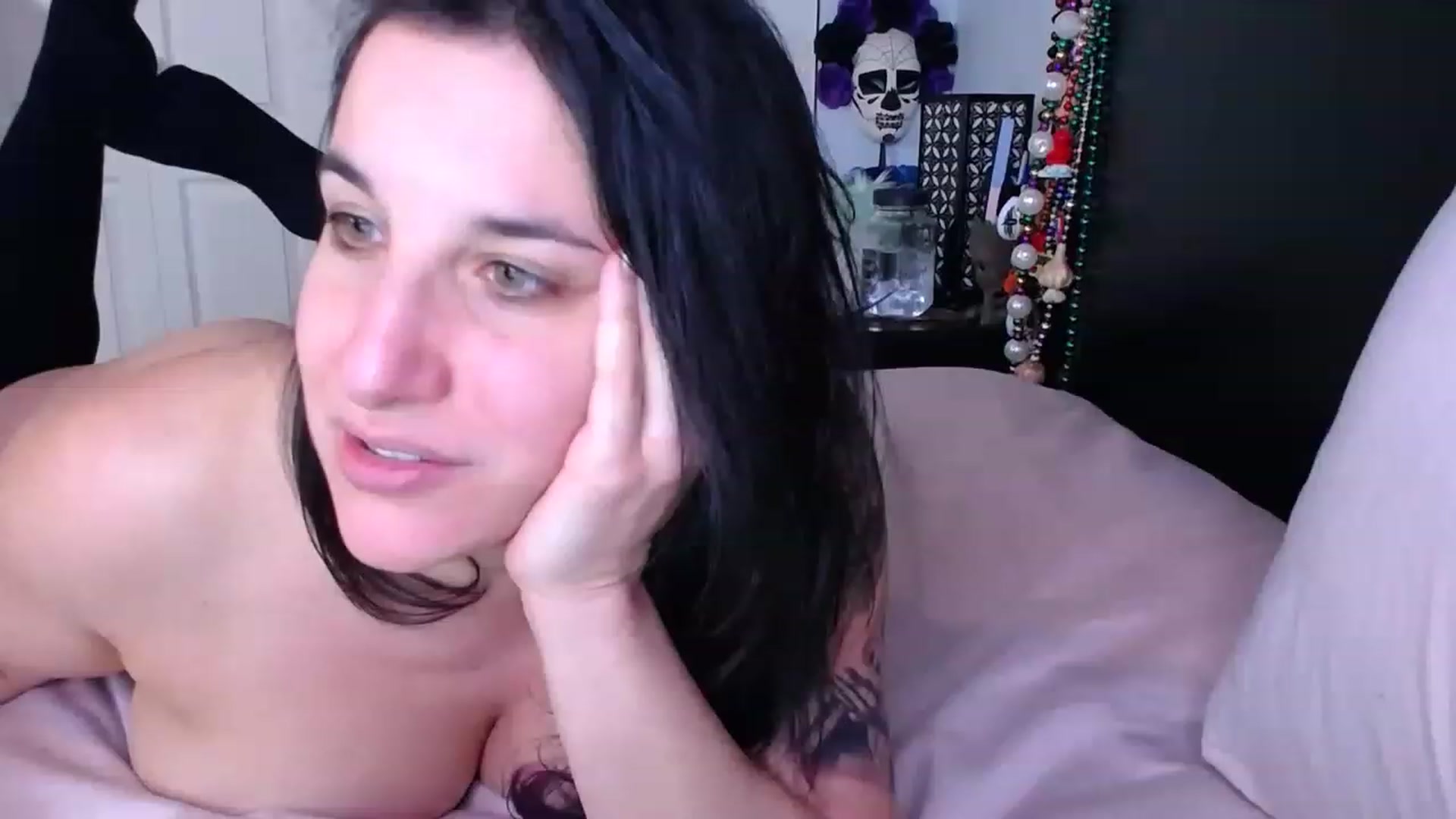 Gallery image thumbnail from abustybabe's myfreecams stream on, 02/17/2023, 22:37 image 3 of 20