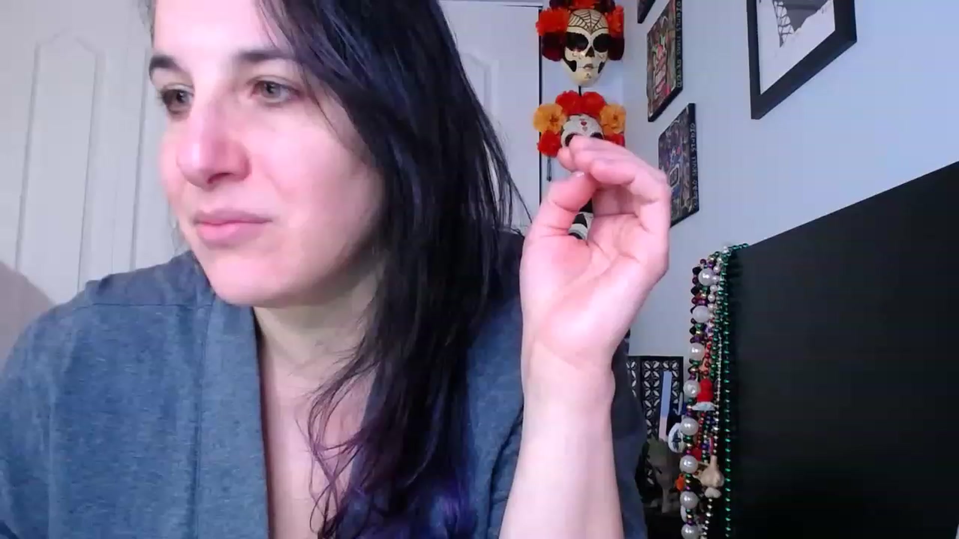 Gallery image thumbnail from abustybabe's myfreecams stream on, 02/17/2023, 22:37 image 17 of 20