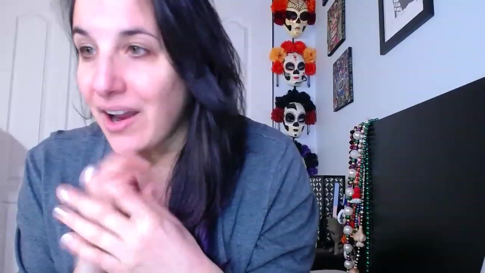 Gallery image thumbnail from abustybabe's myfreecams stream on, 02/17/2023, 22:59 image 19 of 20