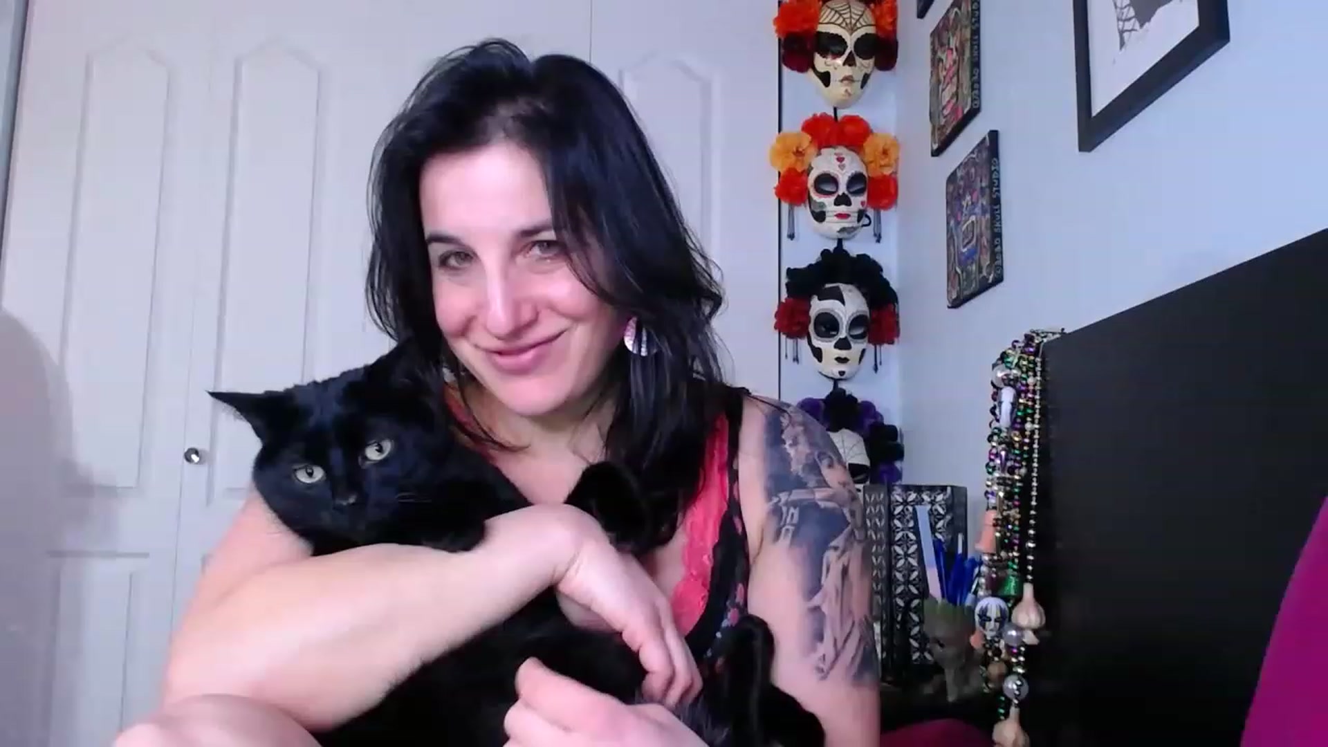 Gallery image thumbnail from abustybabe's myfreecams stream on, 02/27/2023, 22:32 image 11 of 20