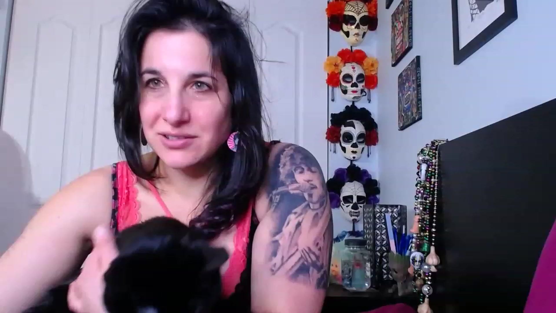 Gallery image thumbnail from abustybabe's myfreecams stream on, 02/27/2023, 22:32 image 12 of 20