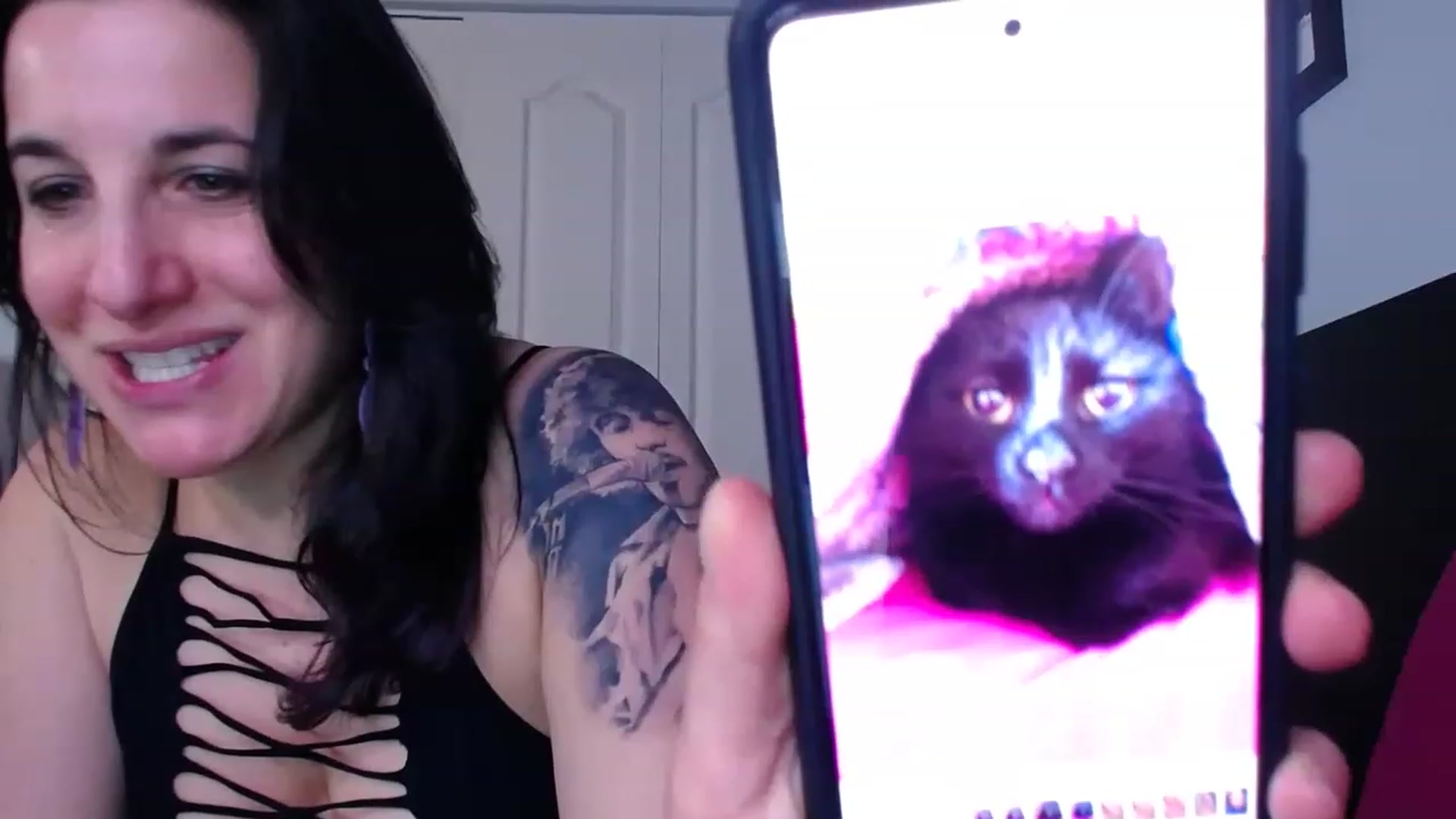 Gallery image thumbnail from abustybabe's myfreecams stream on, 02/28/2023, 23:29 image 12 of 20