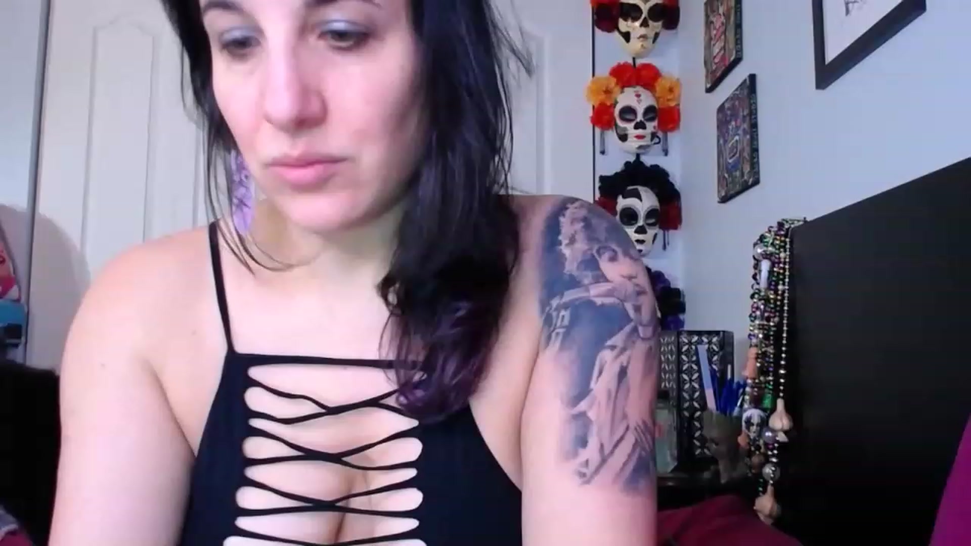 Gallery image thumbnail from abustybabe's myfreecams stream on, 02/28/2023, 23:29 image 1 of 20