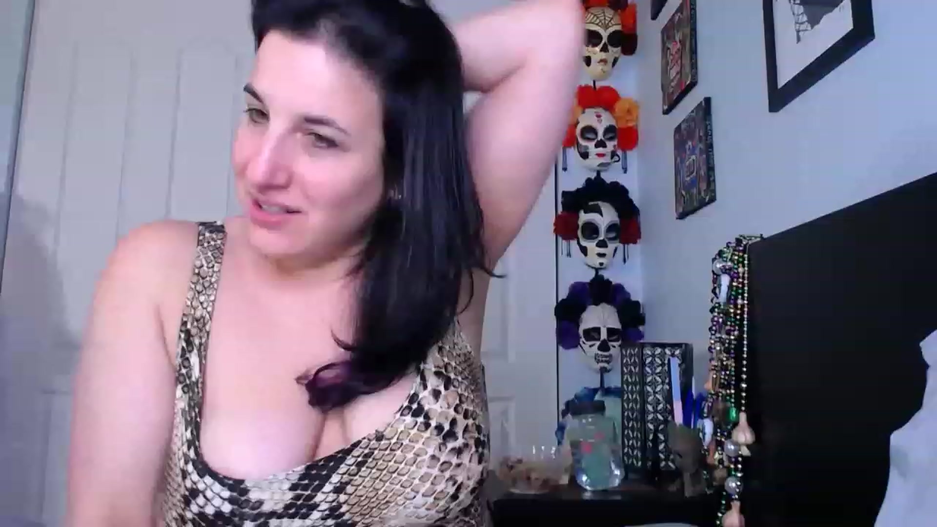 Gallery image thumbnail from abustybabe's myfreecams stream on, 03/02/2023, 23:07 image 19 of 20