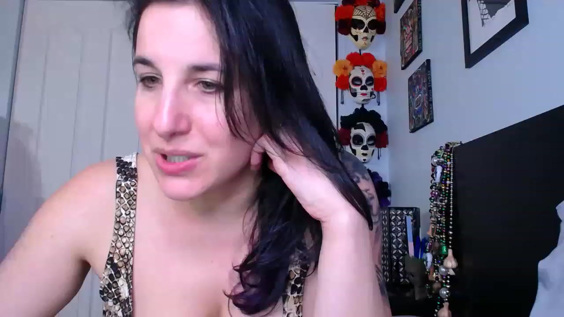 Gallery image thumbnail from abustybabe's myfreecams stream on, 03/02/2023, 23:07 image 18 of 20