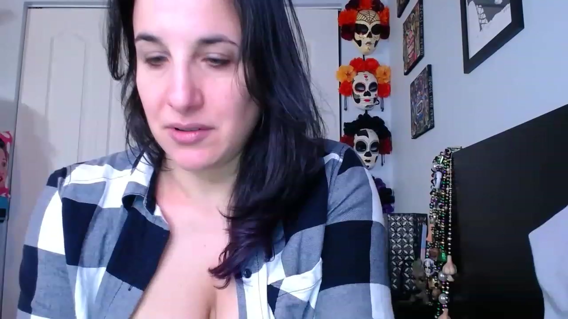 Gallery image thumbnail from abustybabe's myfreecams stream on, 03/07/2023, 19:39 image 16 of 20