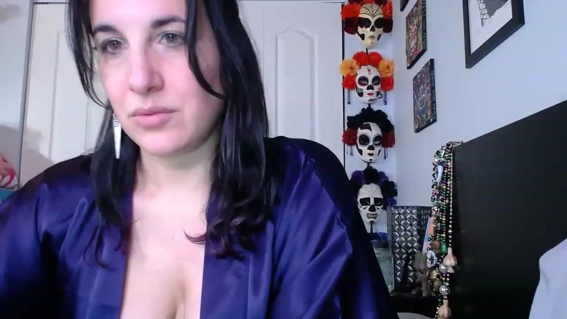 Gallery image thumbnail from abustybabe's myfreecams stream on, 03/10/2023, 19:19 image 16 of 20