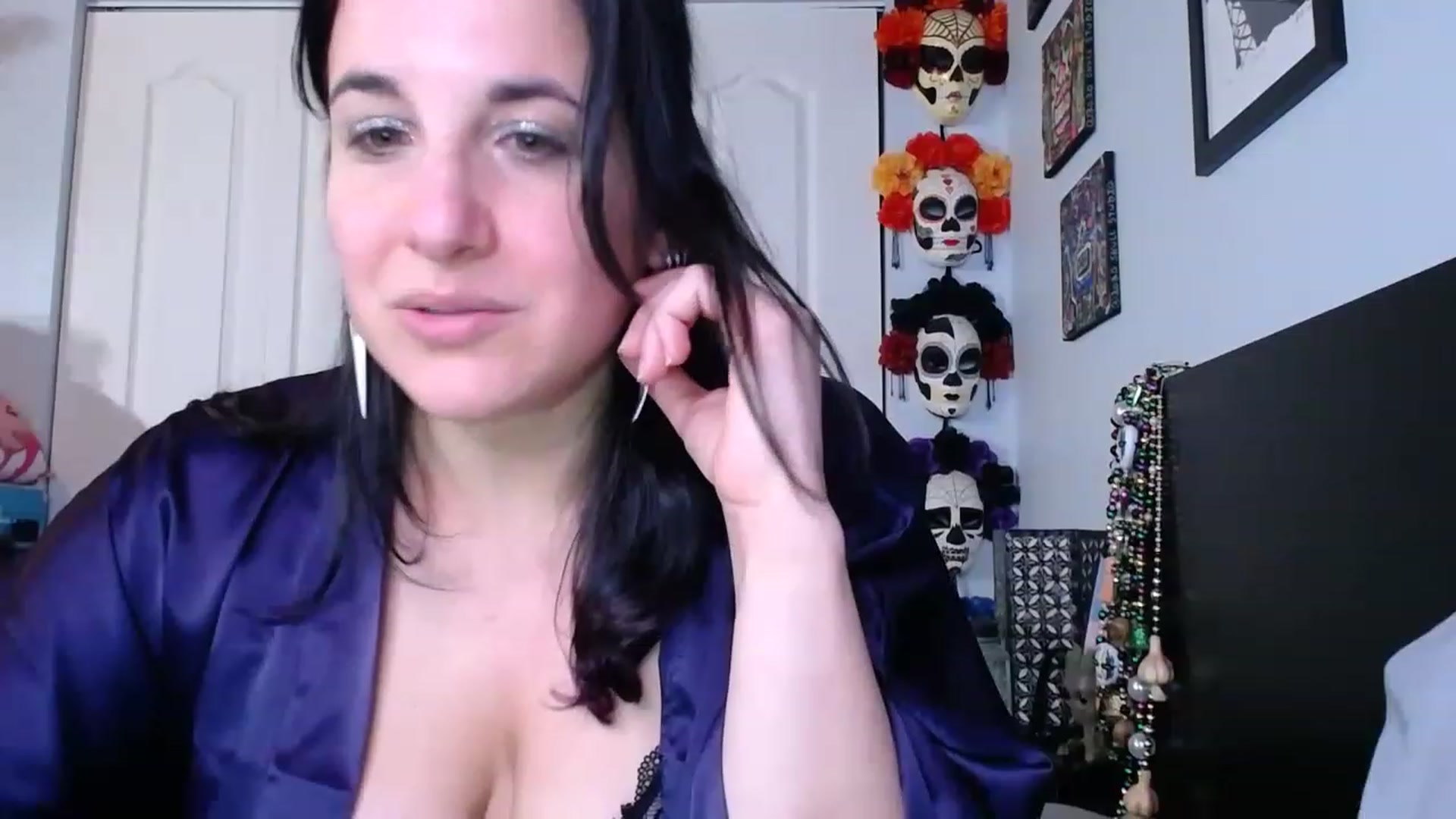 Gallery image thumbnail from abustybabe's myfreecams stream on, 03/10/2023, 19:19 image 13 of 20