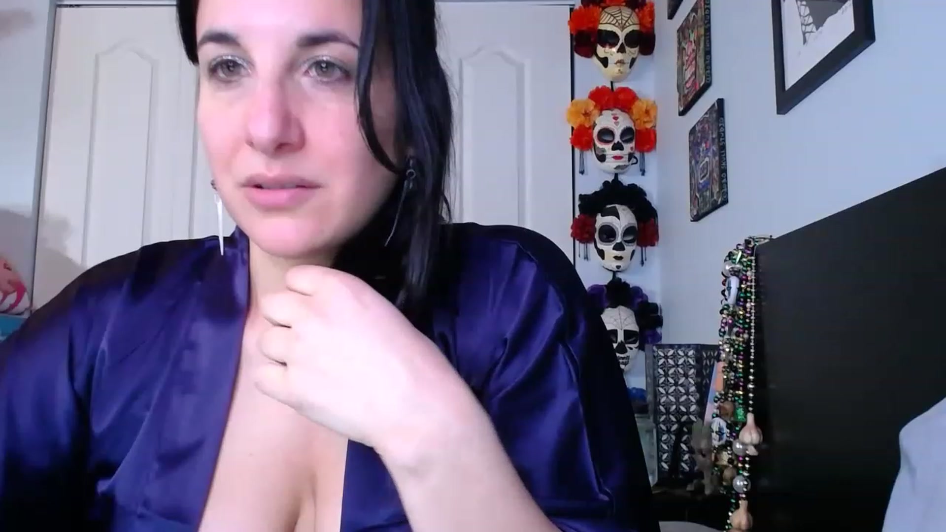 Gallery image thumbnail from abustybabe's myfreecams stream on, 03/10/2023, 19:19 image 18 of 20