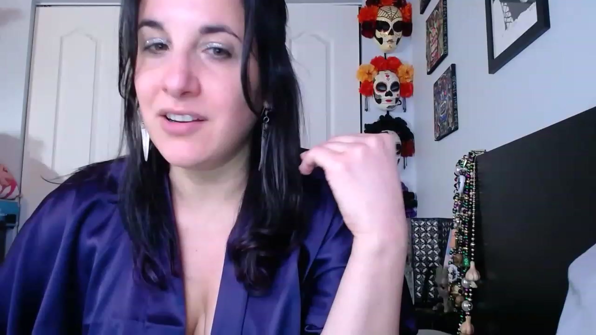 Gallery image thumbnail from abustybabe's myfreecams stream on, 03/10/2023, 19:19 image 3 of 20