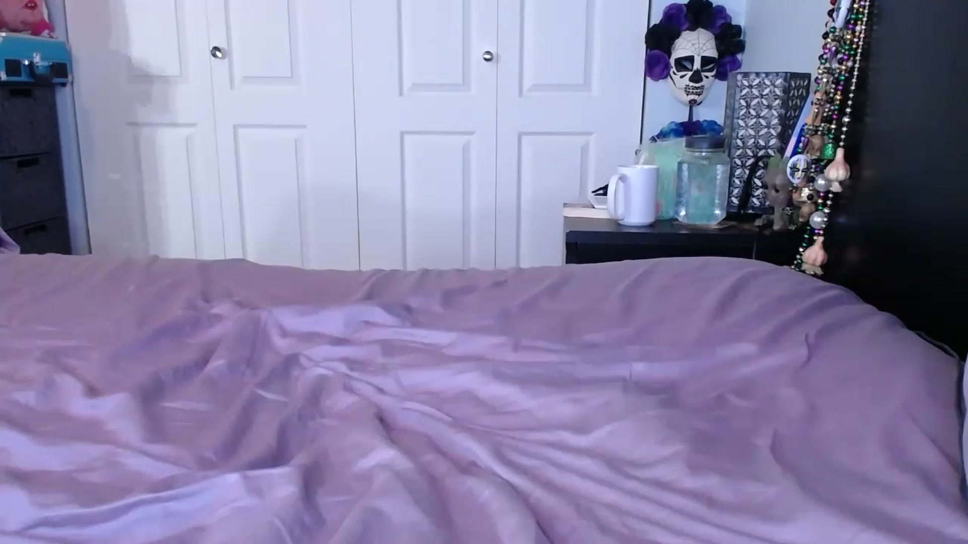 Gallery image thumbnail from abustybabe's myfreecams stream on, 03/13/2023, 22:22 image 13 of 20