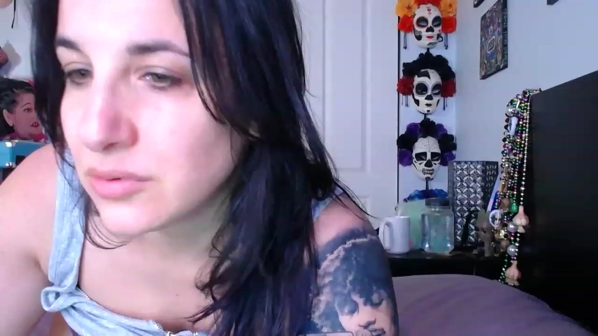 Gallery image thumbnail from abustybabe's myfreecams stream on, 03/13/2023, 22:22 image 10 of 20