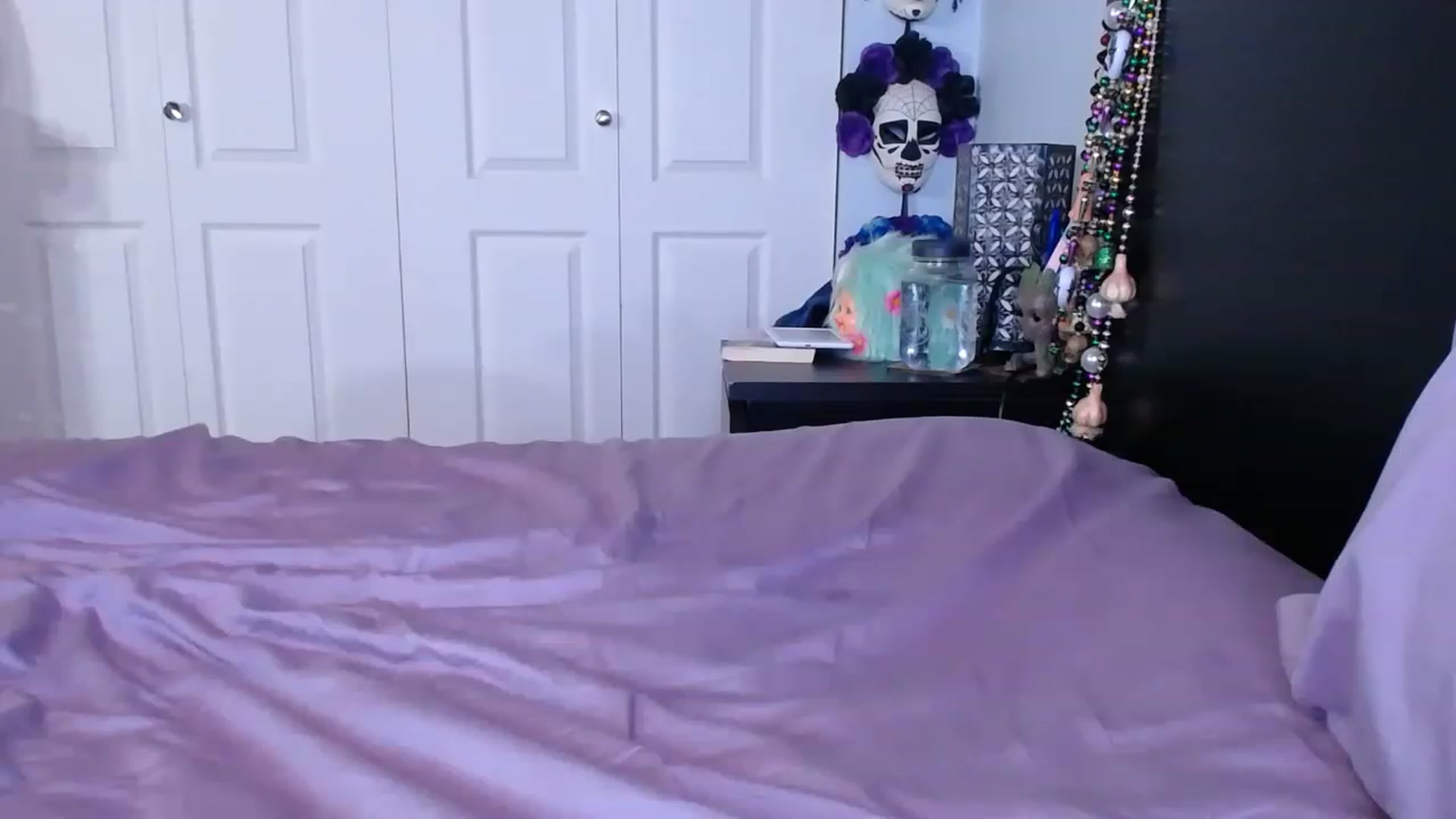 Gallery image thumbnail from abustybabe's myfreecams stream on, 03/17/2023, 22:34 image 15 of 20