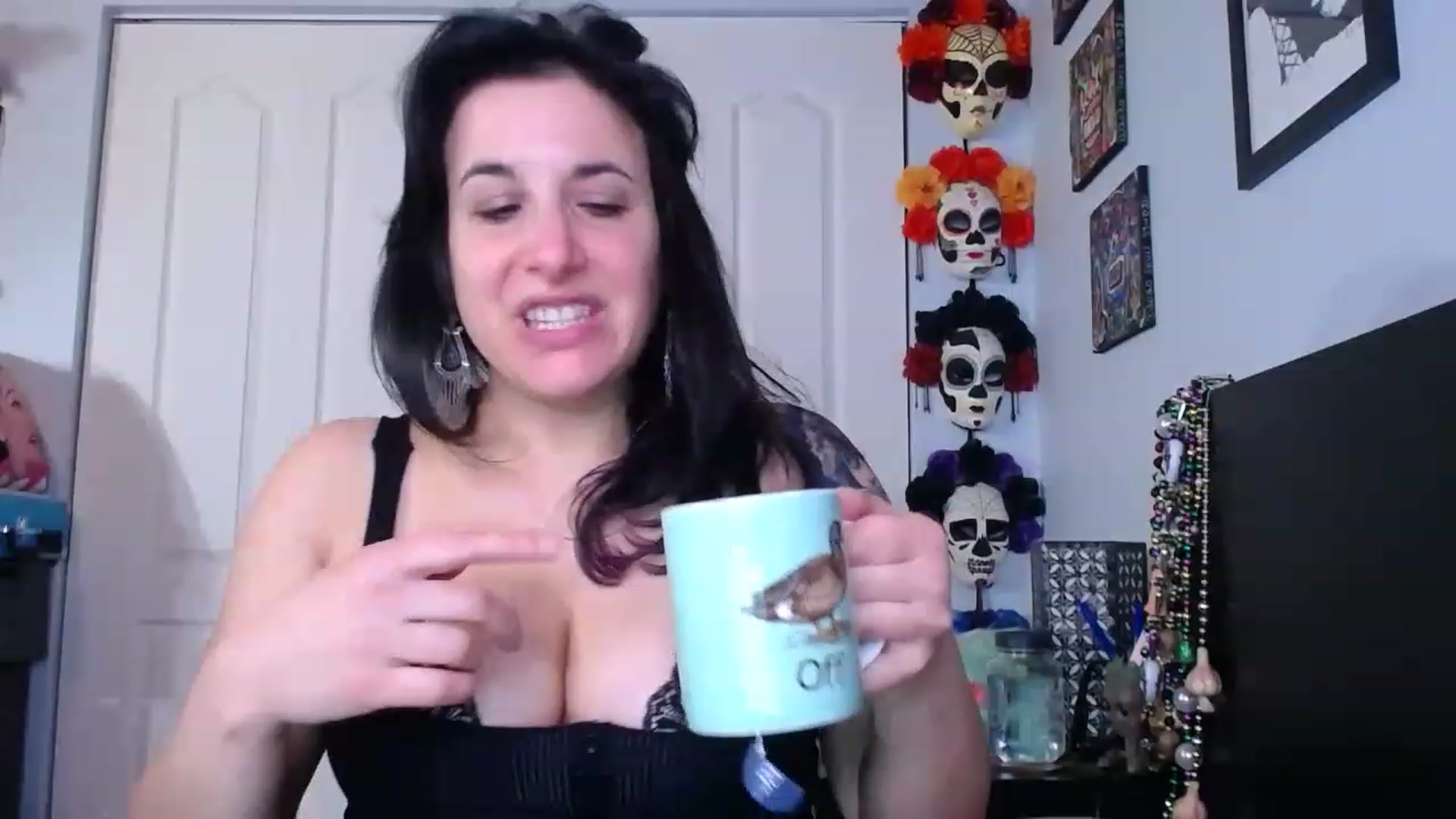 Gallery image thumbnail from abustybabe's myfreecams stream on, 03/20/2023, 21:26 image 3 of 20