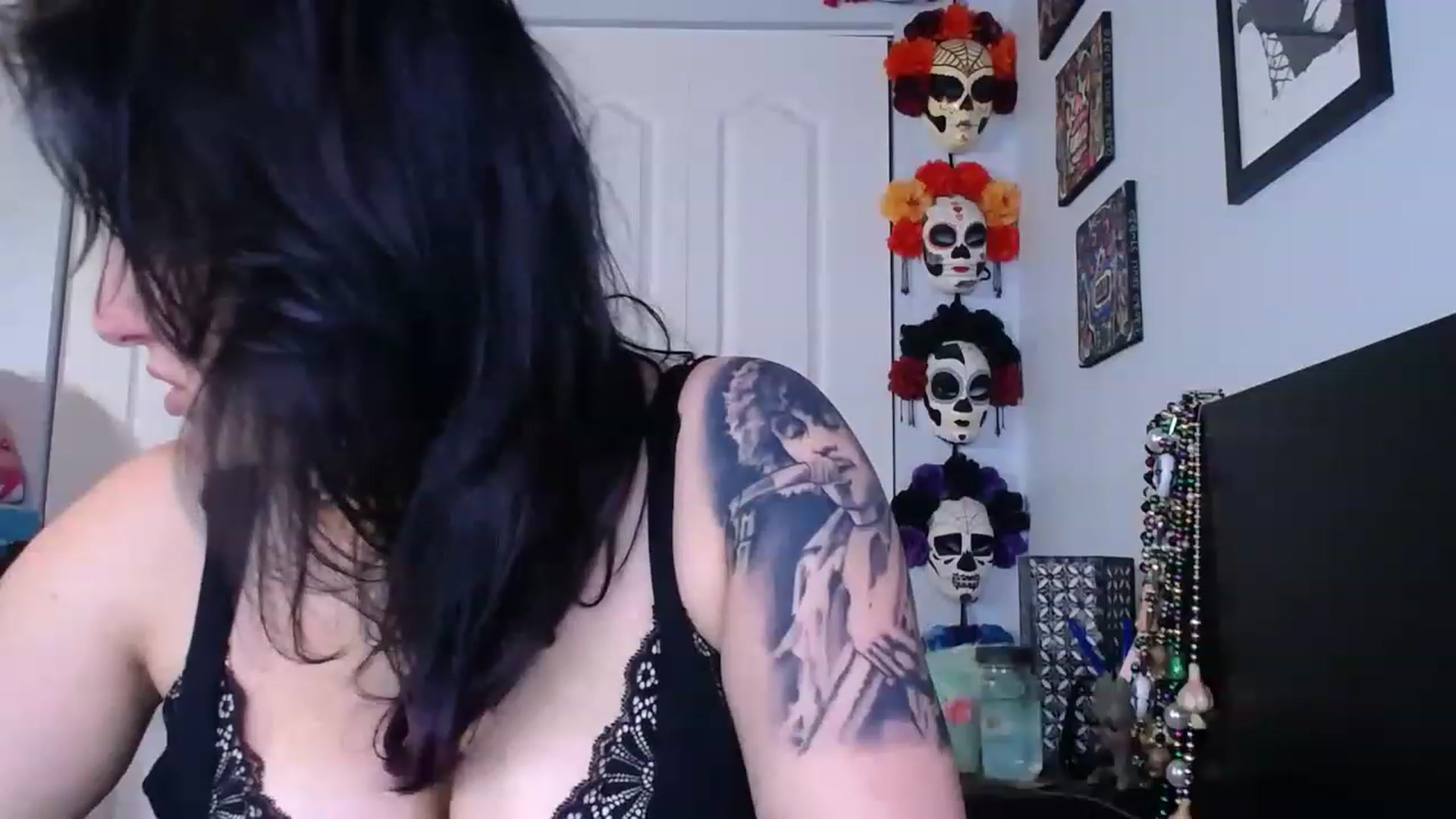 Gallery image thumbnail from abustybabe's myfreecams stream on, 03/20/2023, 21:26 image 20 of 20