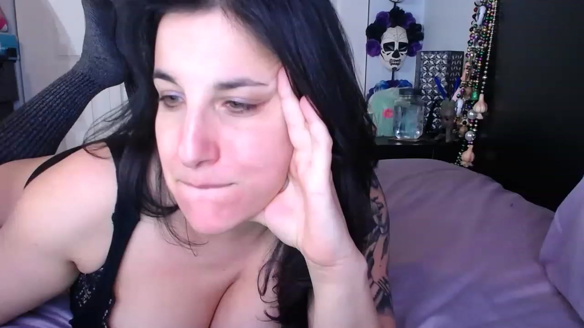 Gallery image thumbnail from abustybabe's myfreecams stream on, 03/20/2023, 21:26 image 11 of 20