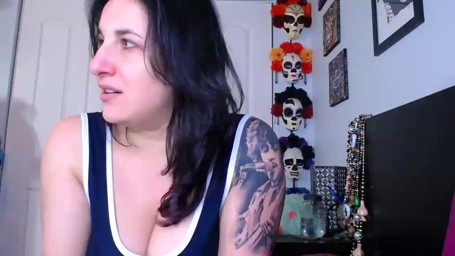 Gallery image thumbnail from abustybabe's myfreecams stream on, 03/23/2023, 21:59 image 20 of 20