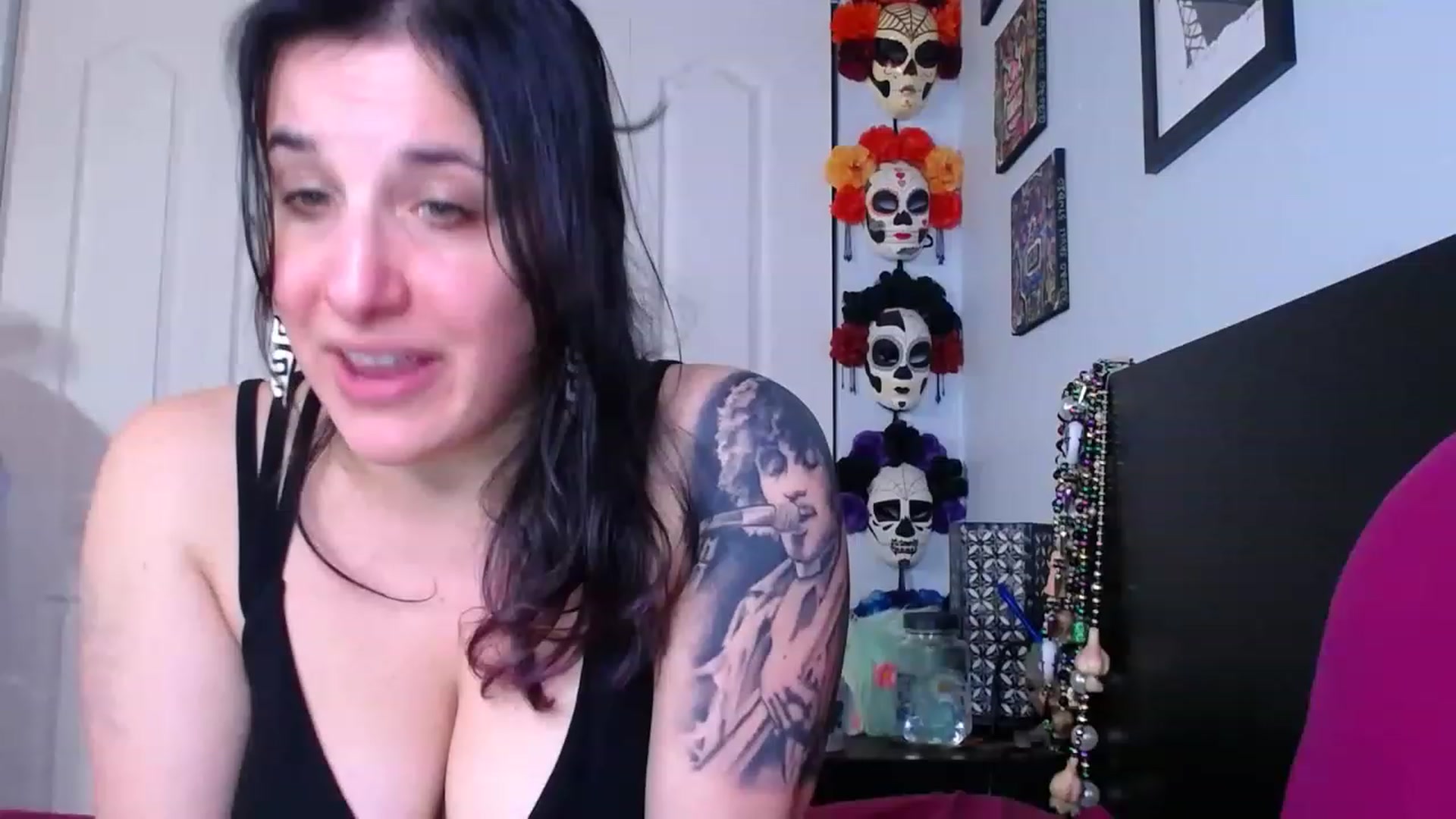 Gallery image thumbnail from abustybabe's myfreecams stream on, 03/24/2023, 21:24 image 5 of 20