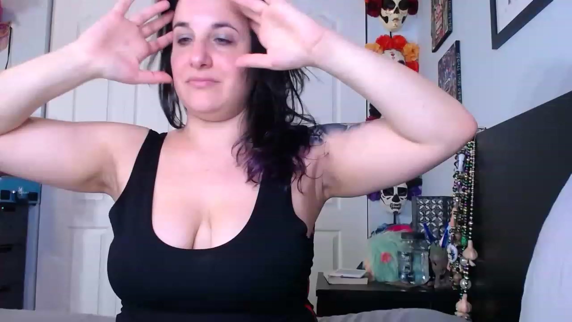 Gallery image thumbnail from abustybabe's myfreecams stream on, 03/27/2023, 20:30 image 3 of 20