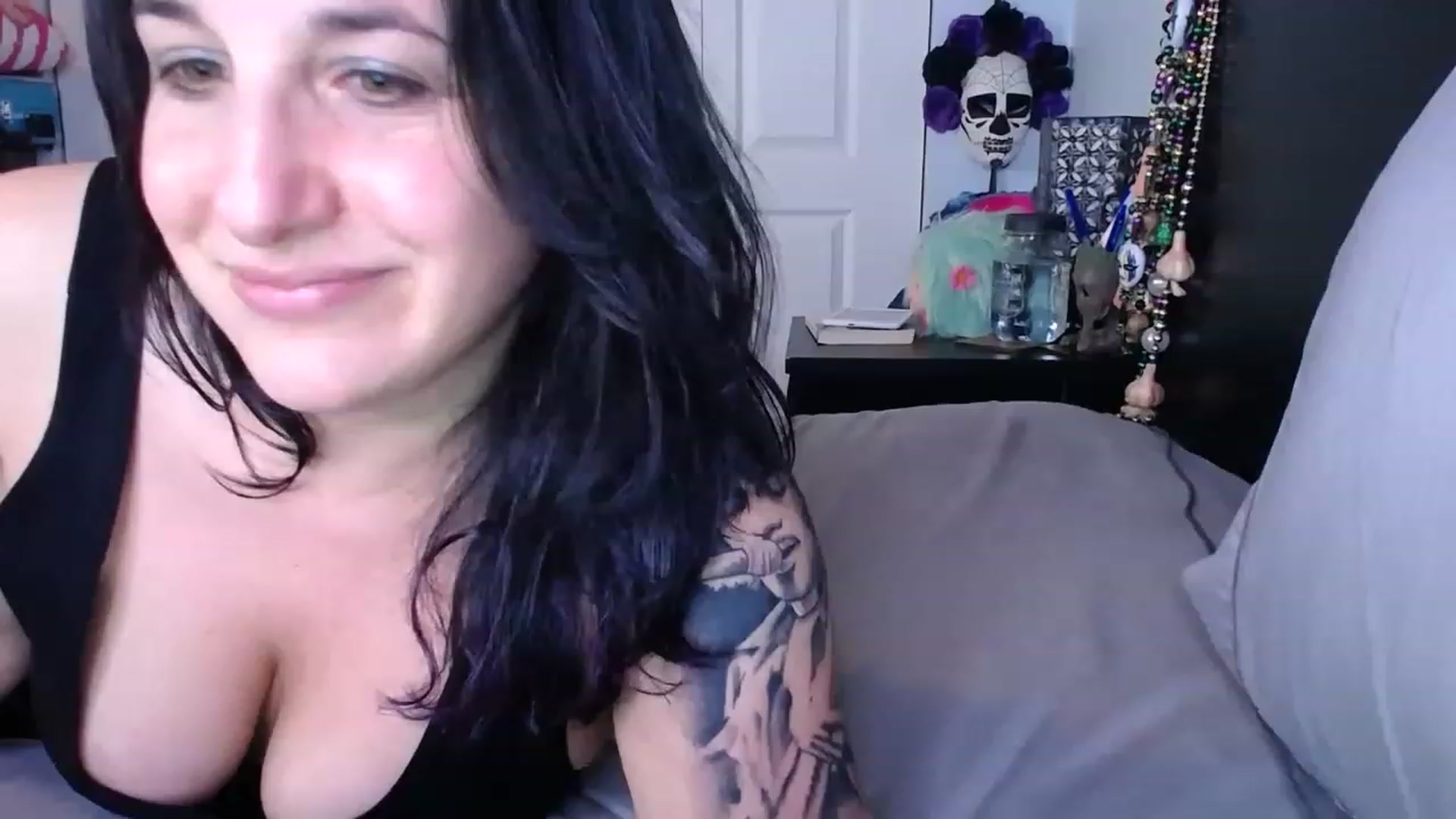 Gallery image thumbnail from abustybabe's myfreecams stream on, 03/27/2023, 20:30 image 9 of 20