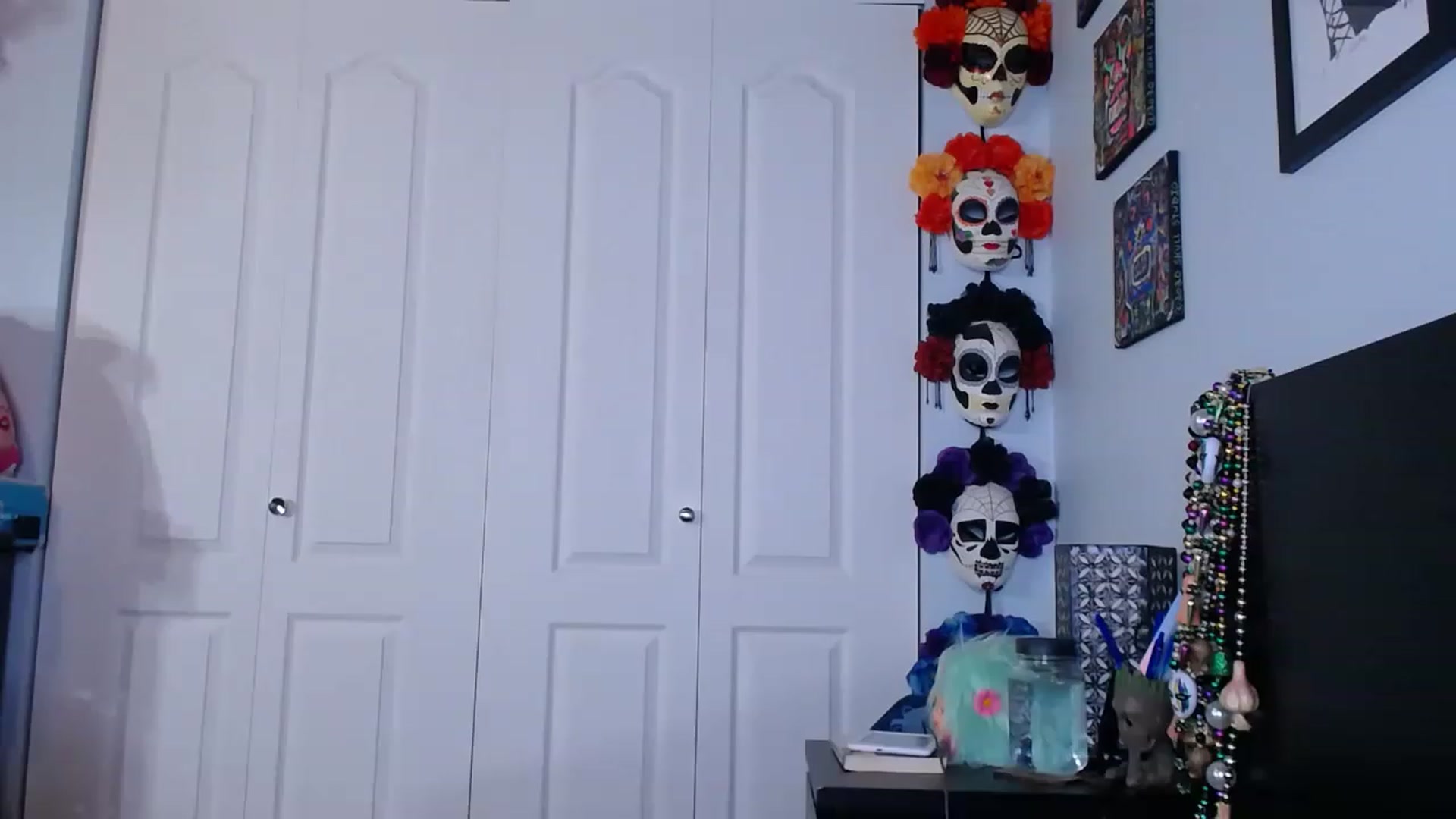 Gallery image thumbnail from abustybabe's myfreecams stream on, 03/29/2023, 20:36 image 6 of 20