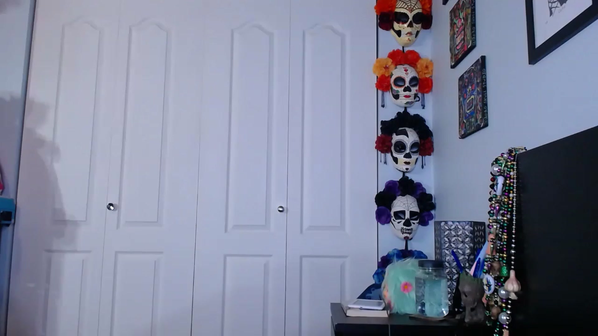 Gallery image thumbnail from abustybabe's myfreecams stream on, 03/29/2023, 20:36 image 10 of 20