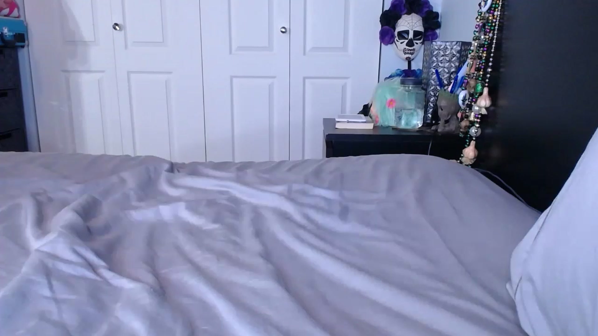 Gallery image thumbnail from abustybabe's myfreecams stream on, 03/30/2023, 21:48 image 14 of 20