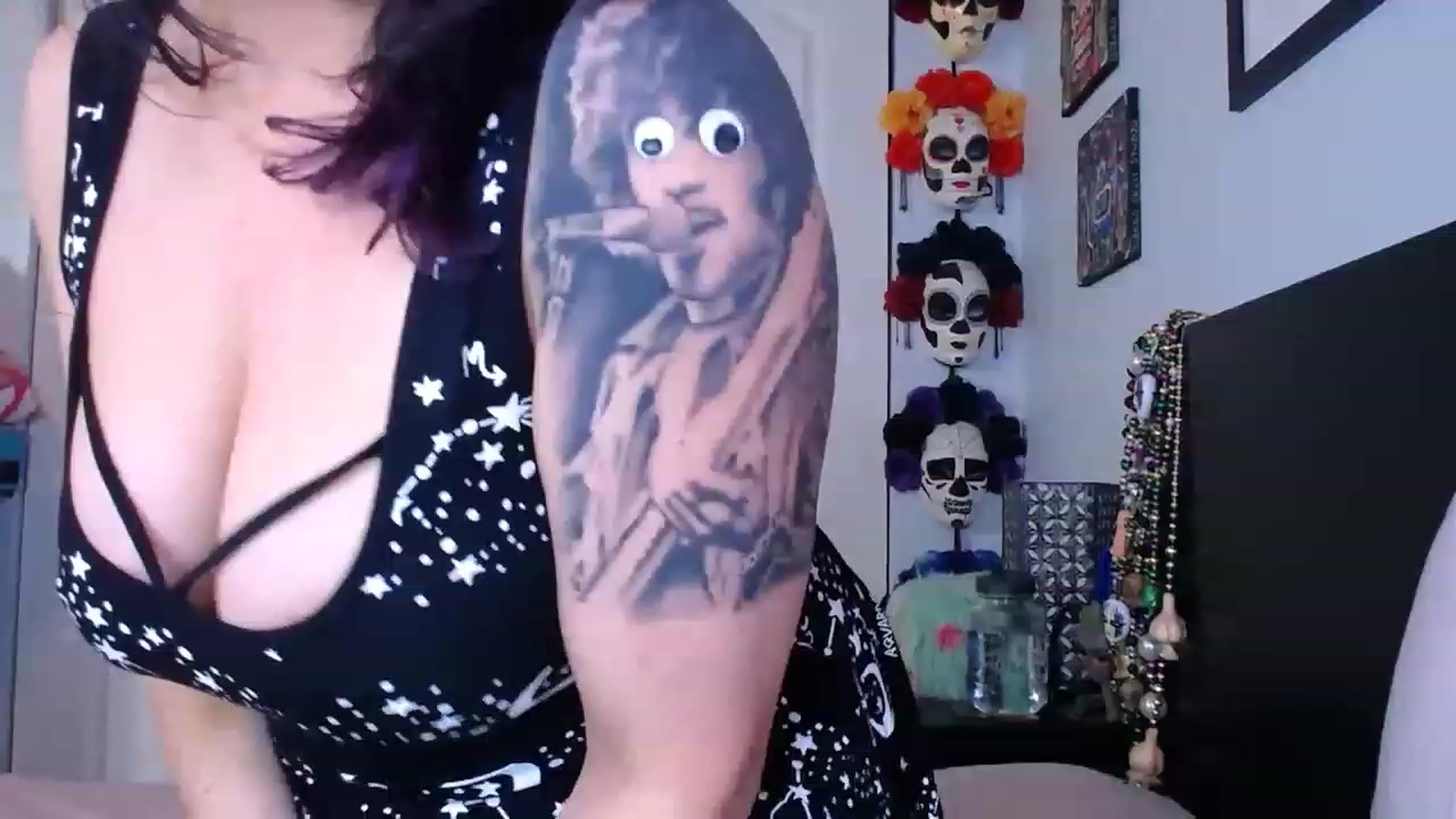 Gallery image thumbnail from abustybabe's myfreecams stream on, 04/06/2023, 19:56 image 14 of 20
