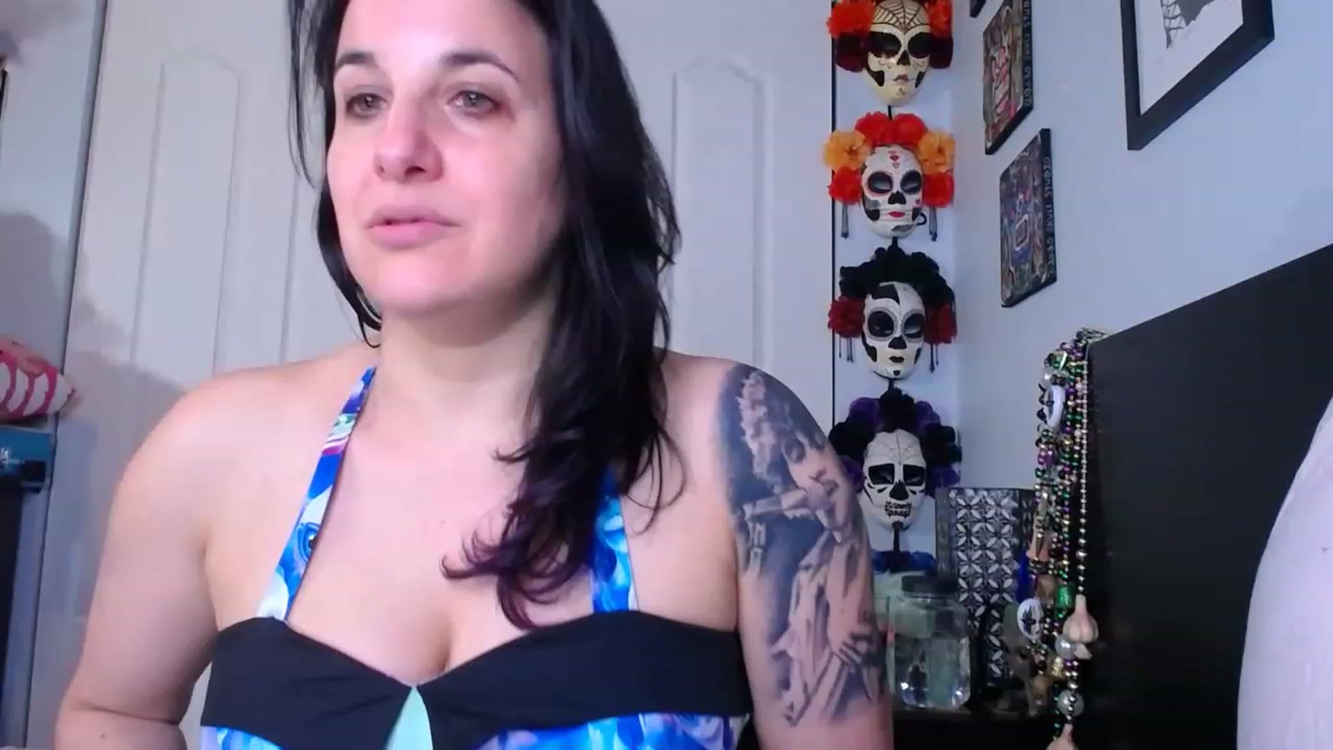 Gallery image thumbnail from abustybabe's myfreecams stream on, 04/07/2023, 22:21 image 14 of 20