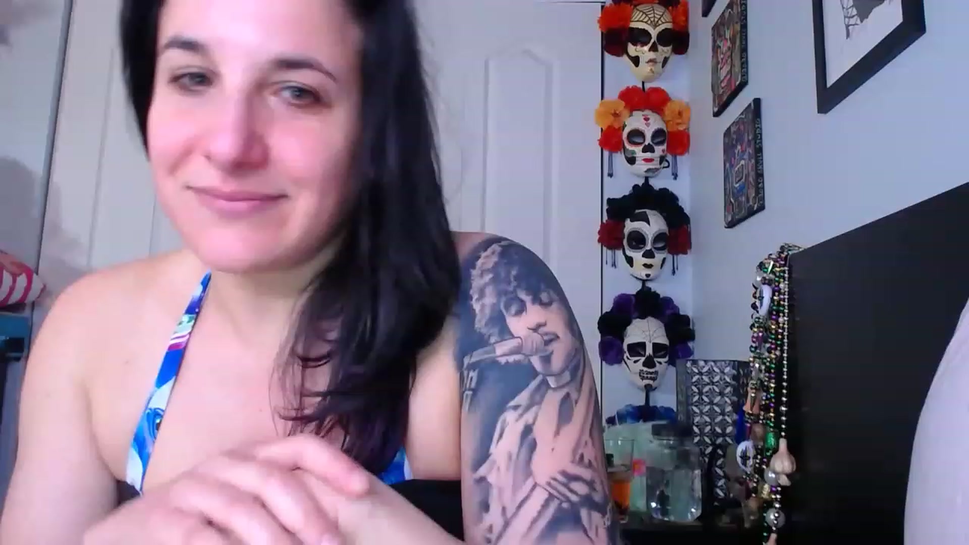 Gallery image thumbnail from abustybabe's myfreecams stream on, 04/07/2023, 22:21 image 16 of 20