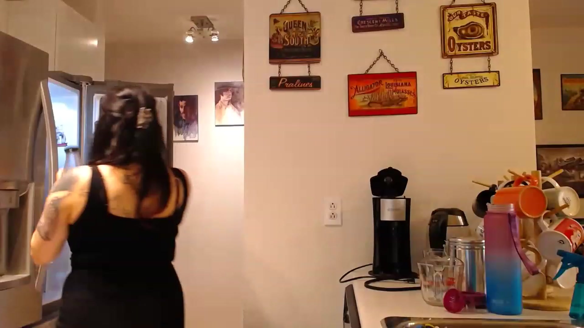 Gallery image thumbnail from abustybabe's myfreecams stream on, 04/20/2023, 21:50 image 19 of 20