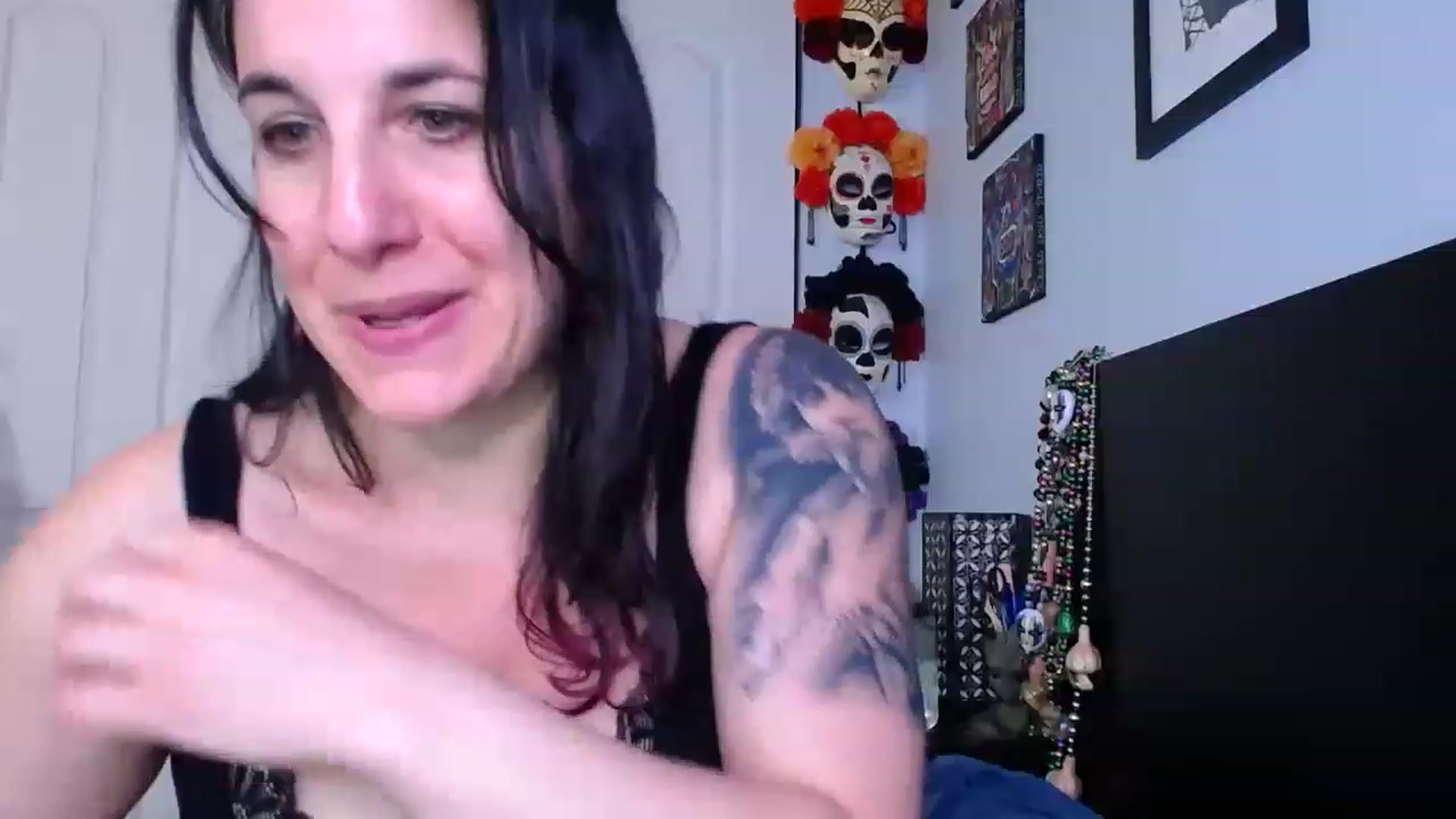 Gallery image thumbnail from abustybabe's myfreecams stream on, 04/20/2023, 21:50 image 10 of 20
