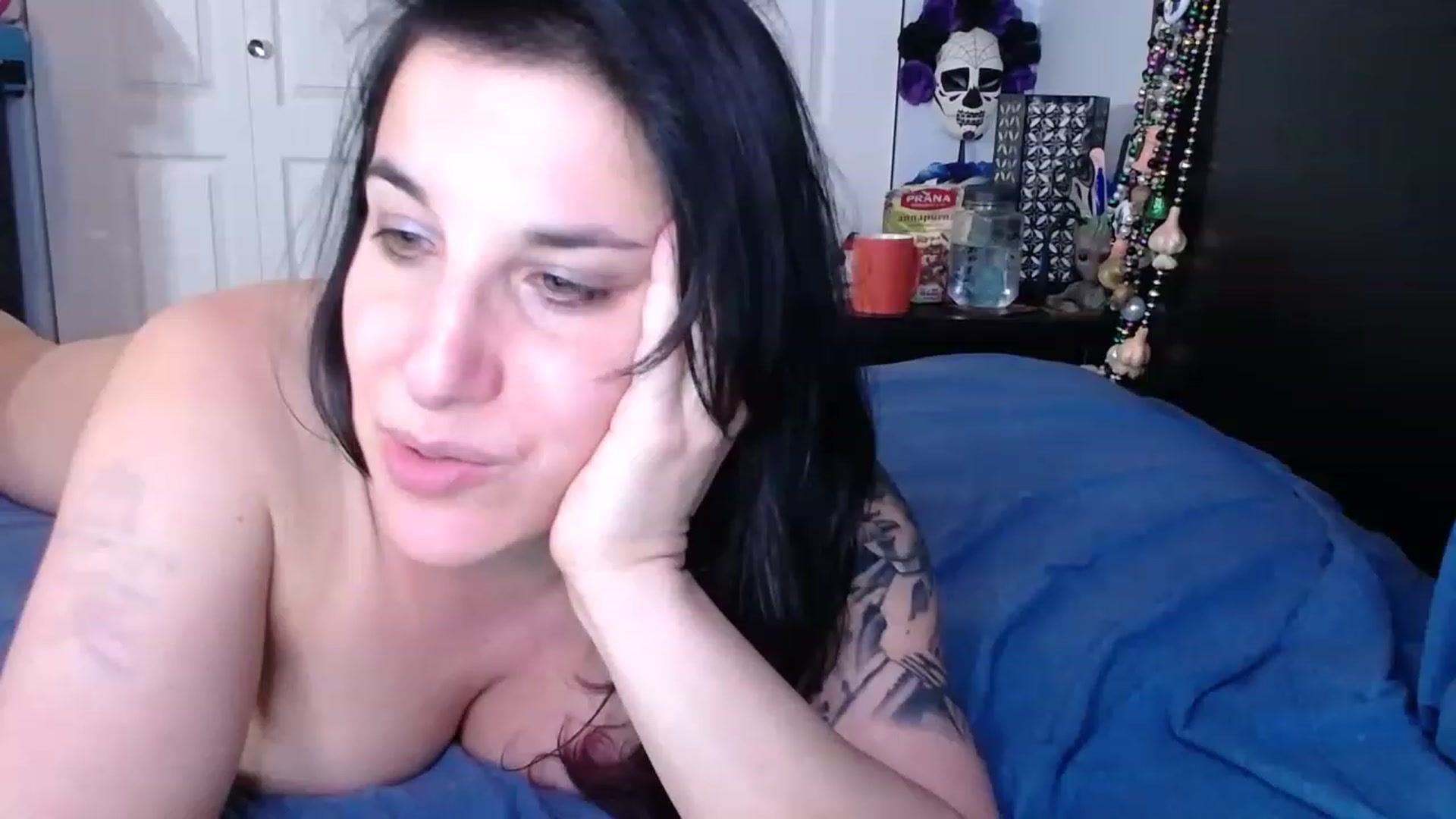 Gallery image thumbnail from abustybabe's myfreecams stream on, 04/21/2023, 22:08 image 18 of 20